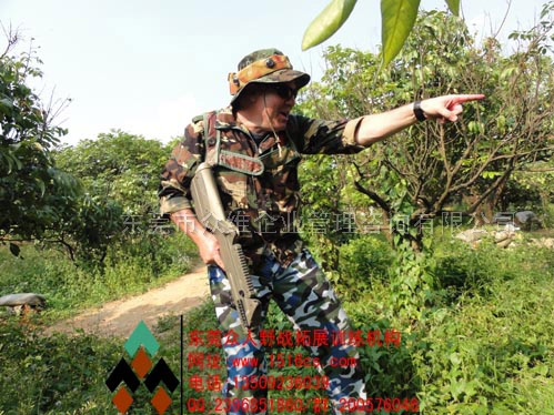 東莞CS野戰(zhàn)：小樣你哪里跑！
